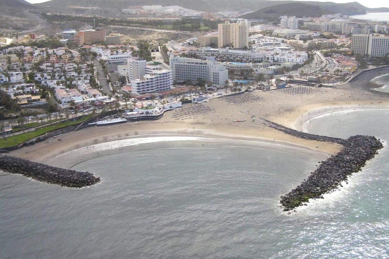 Apartamento En Primera Linea De Playa, Centrico, Tranquilo Плая-де-лас-Америкас Экстерьер фото