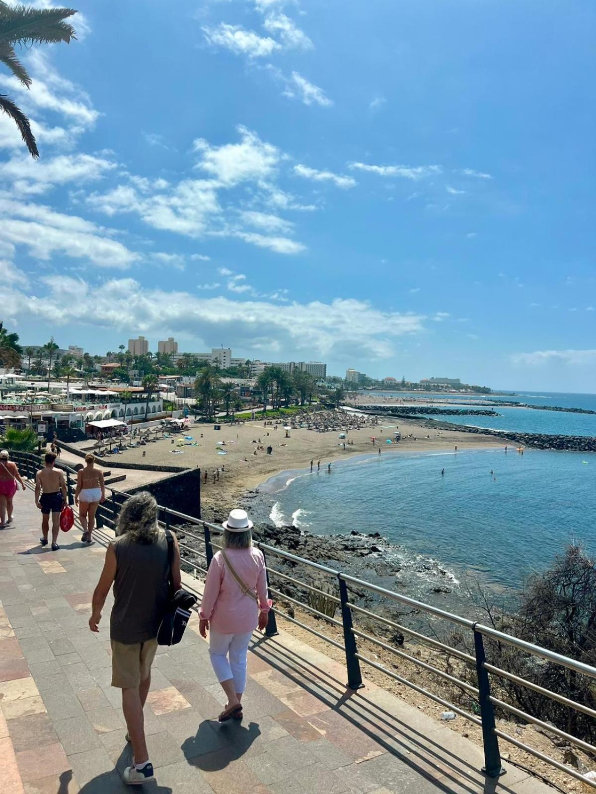 Apartamento En Primera Linea De Playa, Centrico, Tranquilo Плая-де-лас-Америкас Экстерьер фото