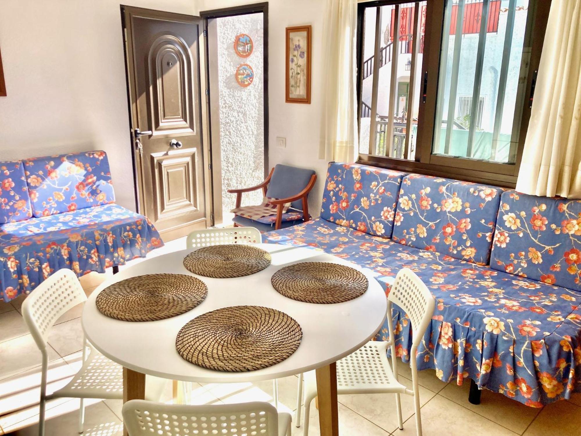 Apartamento En Primera Linea De Playa, Centrico, Tranquilo Плая-де-лас-Америкас Экстерьер фото